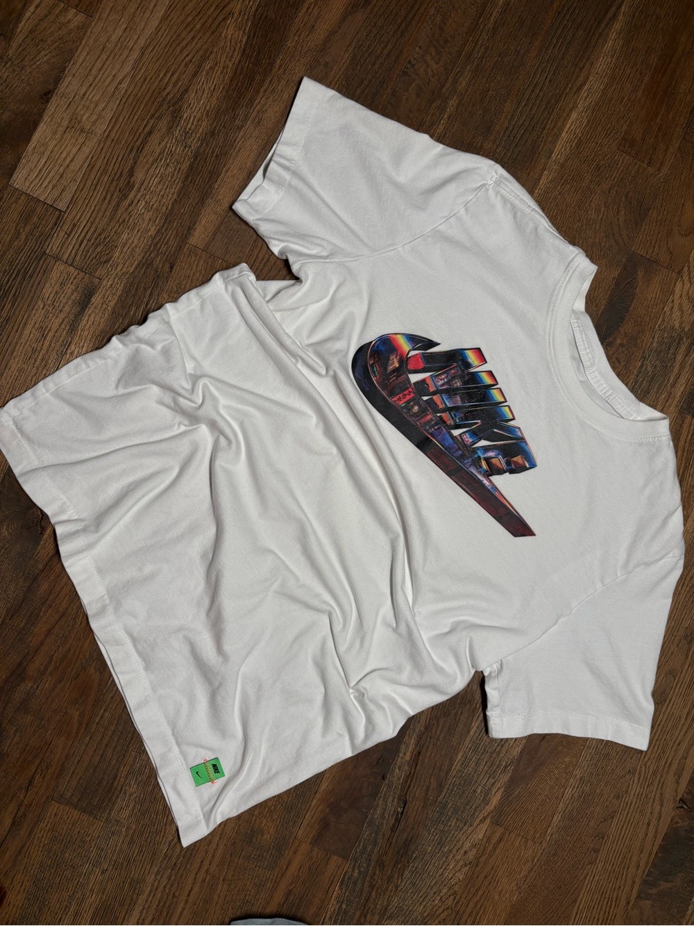 Men’s Nike Tee ft 3D Neon-Glow City Street Scene Graphic
